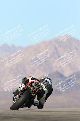 media/Jan-13-2024-SoCal Trackdays (Sat) [[9c032fe5aa]]/Turn 9 Backside (110pm)/